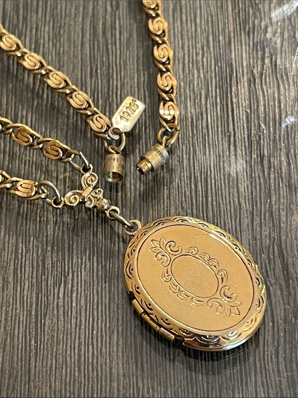 Gold-tone Oval Locket necklace from the 1928 Jewelry Company - Picture 15 of 16